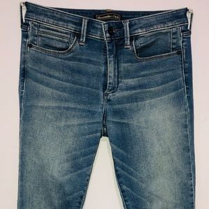 Abercrombie and Fitch Super Skinny Jeans